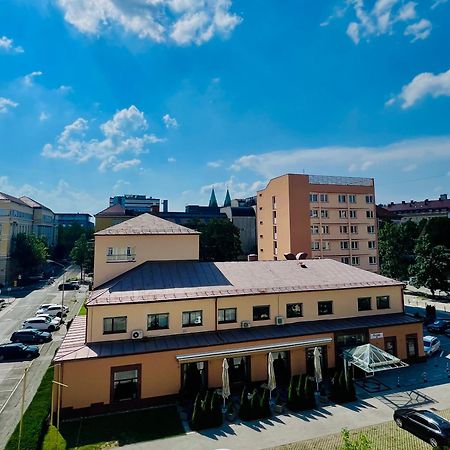 Hotel Piramida マリボル エクステリア 写真