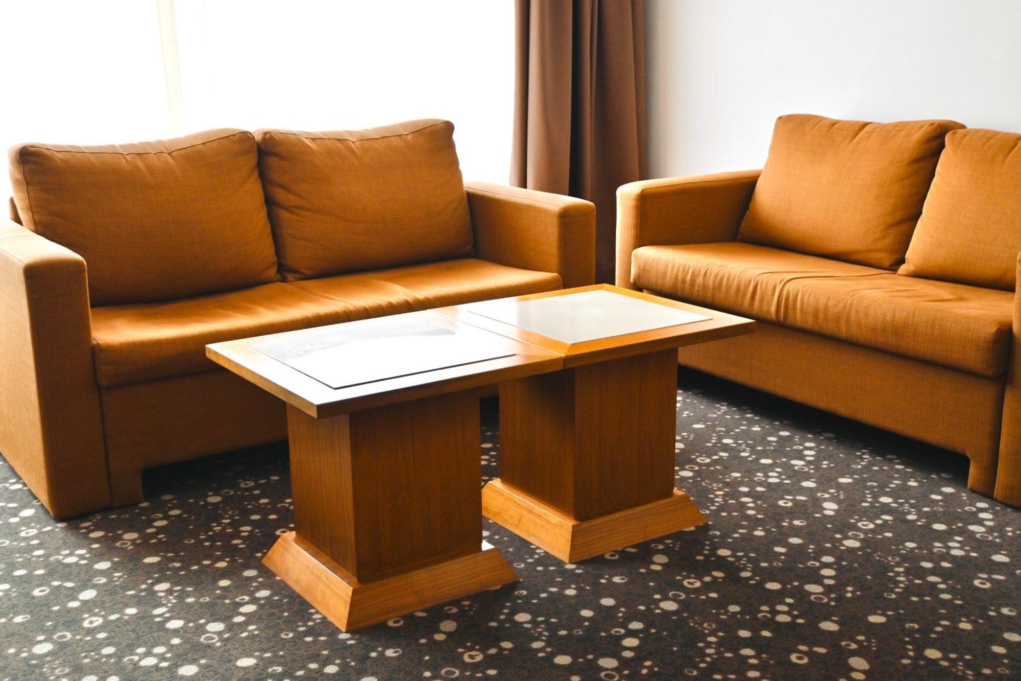 Hotel Piramida マリボル エクステリア 写真